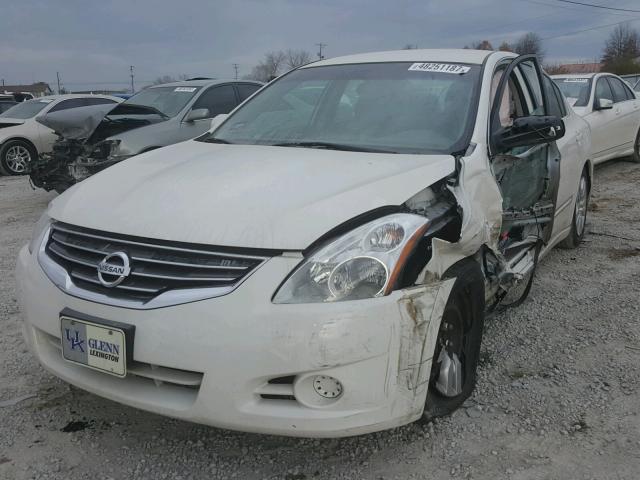 1N4AL2AP2CN489288 - 2012 NISSAN ALTIMA BAS WHITE photo 2