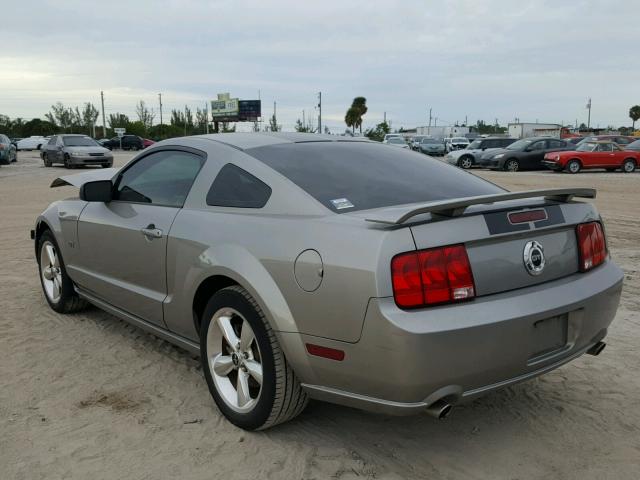 1ZVHT82H785142059 - 2008 FORD MUSTANG GT GRAY photo 3