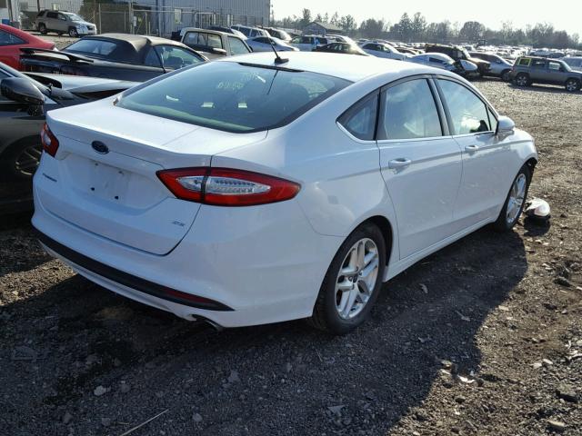 3FA6P0H70ER348708 - 2014 FORD FUSION SE WHITE photo 4