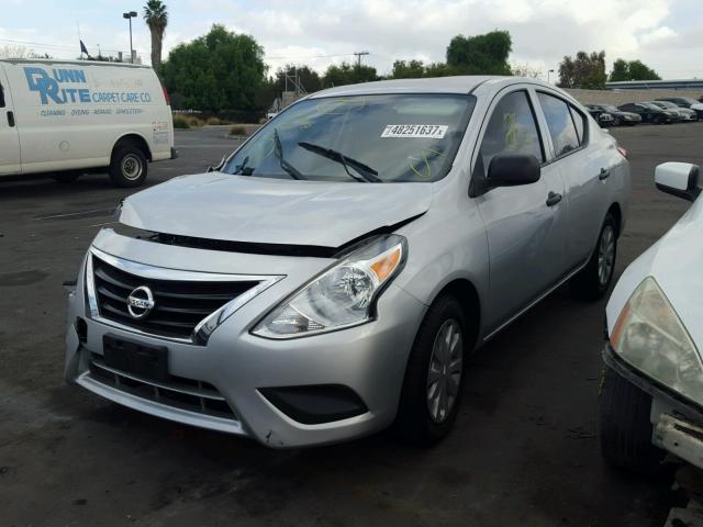 3N1CN7AP6FL802134 - 2015 NISSAN VERSA S SILVER photo 2