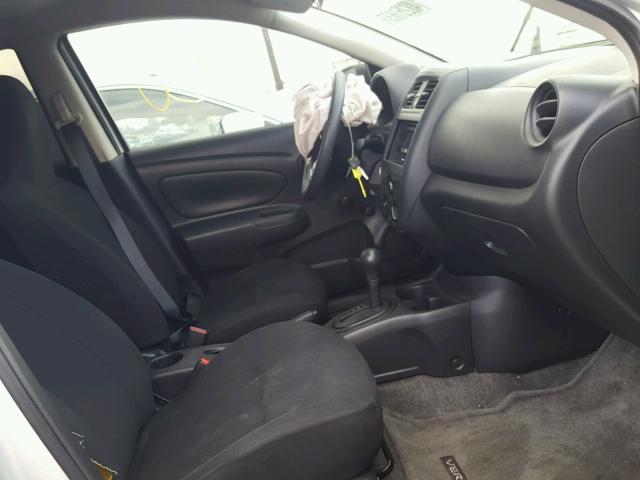 3N1CN7AP6FL802134 - 2015 NISSAN VERSA S SILVER photo 5