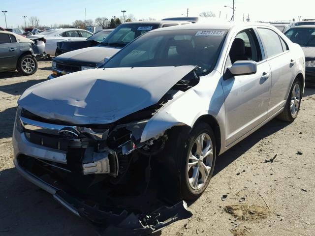 3FAHP0HA2CR135499 - 2012 FORD FUSION SE SILVER photo 2