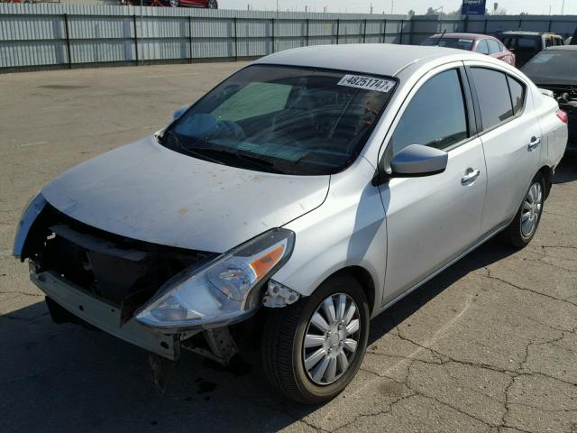 3N1CN7AP1FL832481 - 2015 NISSAN VERSA S SILVER photo 2