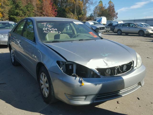 4T1BE32K25U955226 - 2005 TOYOTA CAMRY LE SILVER photo 1