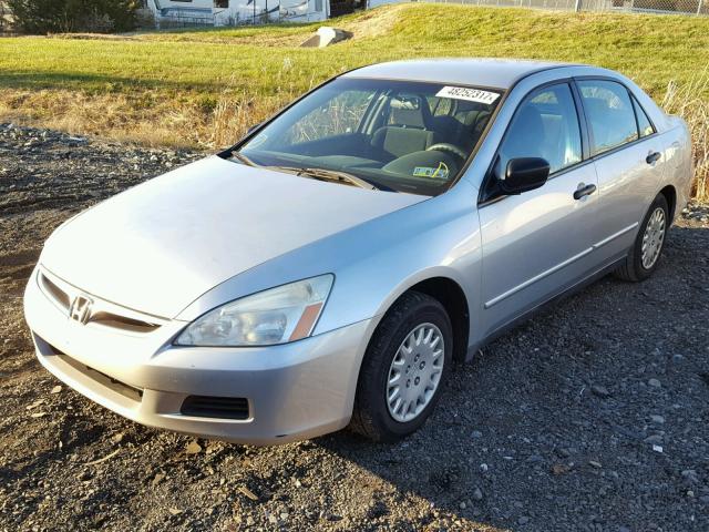 1HGCM56197A221553 - 2007 HONDA ACCORD VAL SILVER photo 2