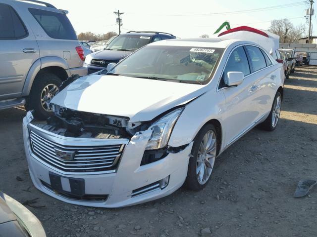 2G61T5S3XG9118737 - 2016 CADILLAC XTS PLATIN WHITE photo 2