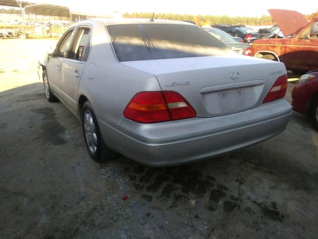 JTHBN30F320054622 - 2002 LEXUS LS 430 GOLD photo 3