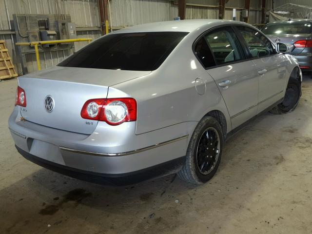 WVWAK73C76P144478 - 2006 VOLKSWAGEN PASSAT 2.0 SILVER photo 4