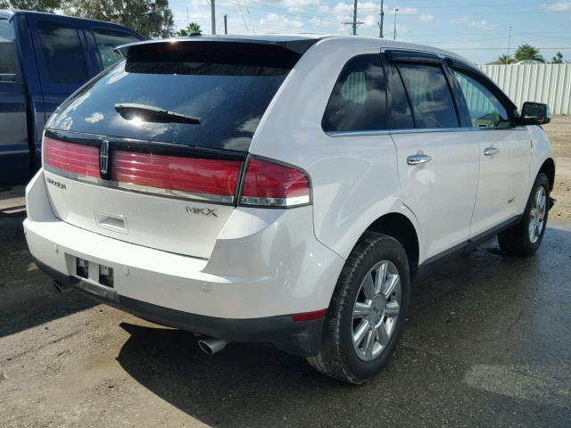 2LMDU68C39BJ05845 - 2009 LINCOLN MKX WHITE photo 4