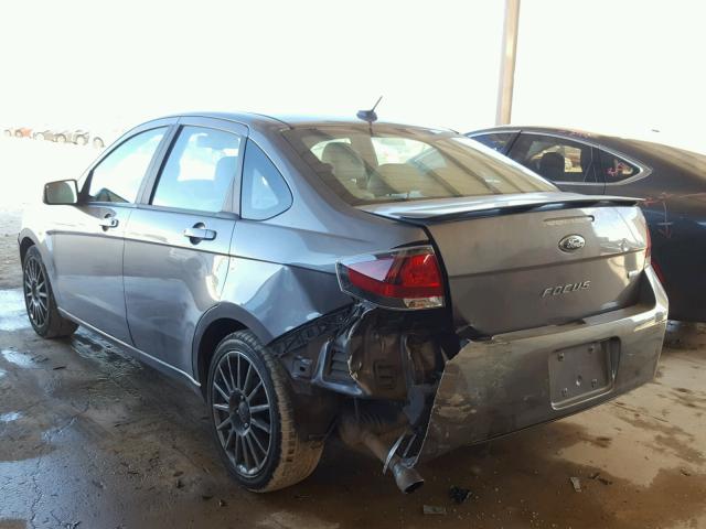1FAHP3GN0AW130561 - 2010 FORD FOCUS SES GRAY photo 3