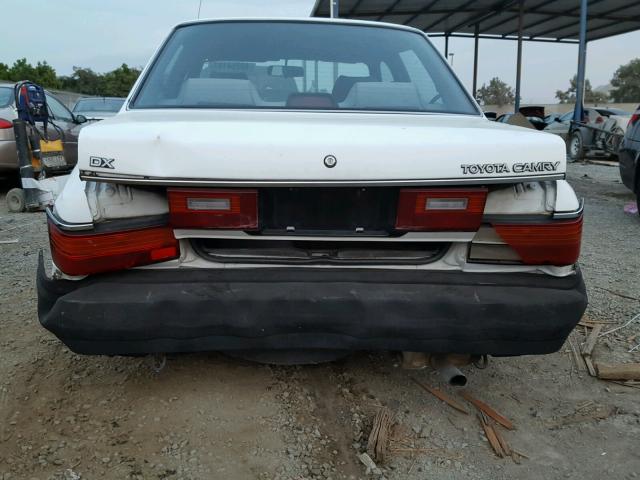 JT2SV21EXL3399558 - 1990 TOYOTA CAMRY DLX WHITE photo 9