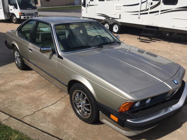 WBAEC7401F0605389 - 1985 BMW 635 CSI GOLD photo 1