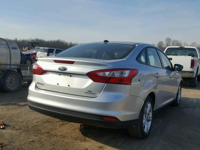 1FADP3F26DL218865 - 2013 FORD FOCUS SE SILVER photo 4