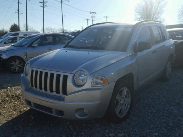 1J8FF47W47D429552 - 2007 JEEP COMPASS SILVER photo 2