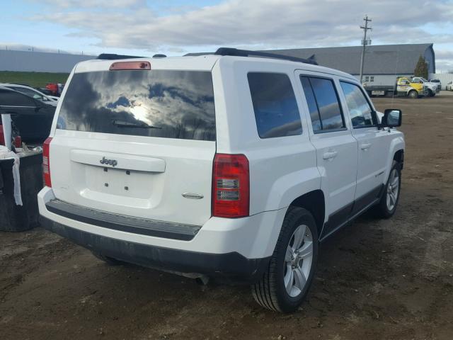 1C4NJPFB0CD627542 - 2012 JEEP PATRIOT LA WHITE photo 4