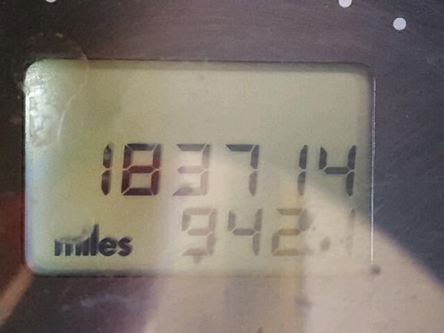 3VWCK21C42M447732 - 2002 VOLKSWAGEN NEW BEETLE 灰色 照片 8