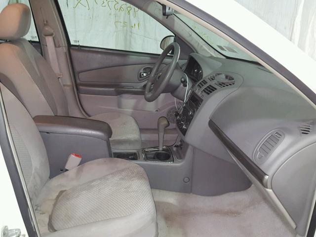 1G1ZS58F48F140691 - 2008 CHEVROLET MALIBU LS თეთრი ფოტო 5