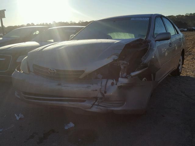 4T1BE32K73U230668 - 2003 TOYOTA CAMRY LE თაფლისფერი ფოტო 2