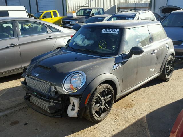 WMWSV3C57DT391040 - 2013 MINI COOPER S GRAY photo 2