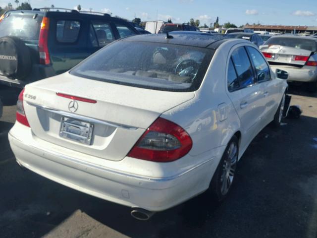 WDBUF56X47B125534 - 2007 MERCEDES-BENZ E 350 WHITE photo 4