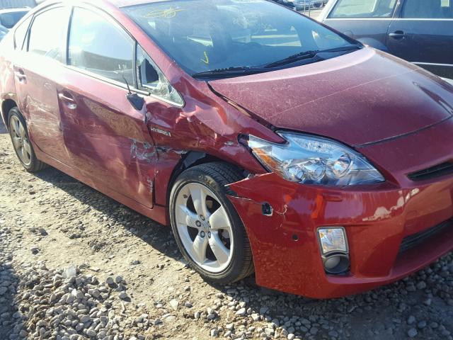 JTDKN3DU1A0197819 - 2010 TOYOTA PRIUS RED photo 9