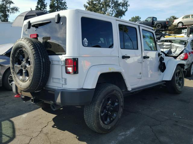 1C4HJWEG1FL699994 - 2015 JEEP WRANGLER U WHITE photo 4