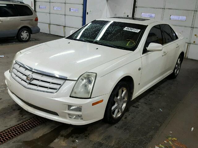 1G6DW677860160273 - 2006 CADILLAC STS WHITE photo 2