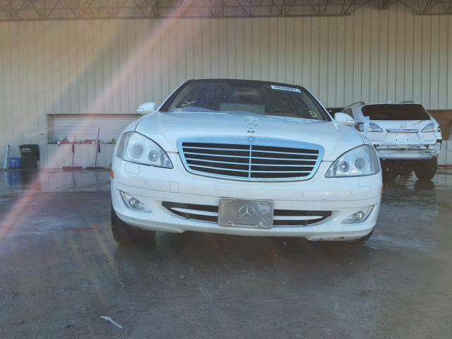 WDDNG71X57A064762 - 2007 MERCEDES-BENZ S 550 WHITE photo 9