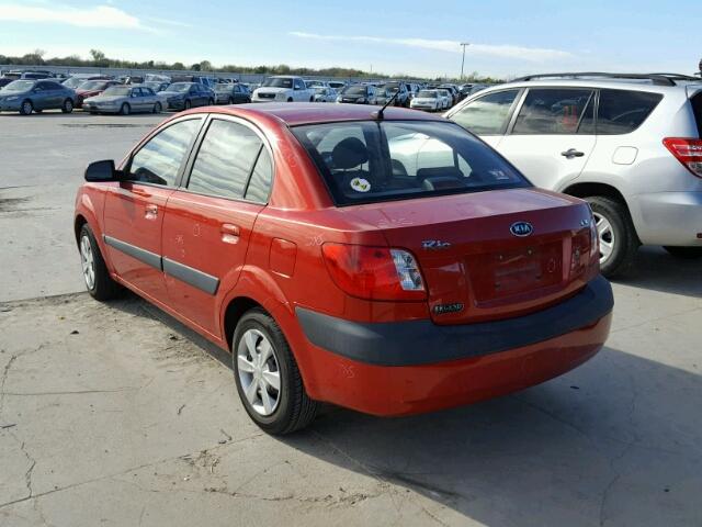 KNADE123X66171695 - 2006 KIA RIO RED photo 3