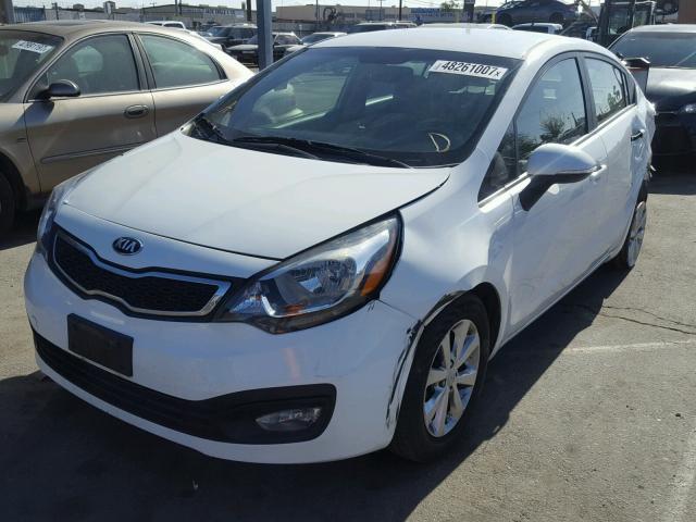 KNADN4A38D6302221 - 2013 KIA RIO EX WHITE photo 2