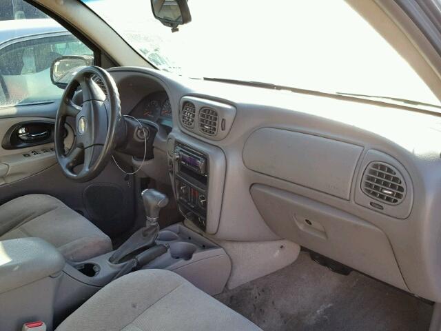 1GNDS13S162276304 - 2006 CHEVROLET TRAILBLAZE GRAY photo 5