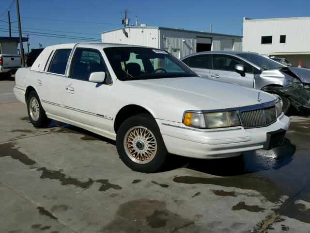 1LNLM9748RY737701 - 1994 LINCOLN CONTINENTA WHITE photo 1