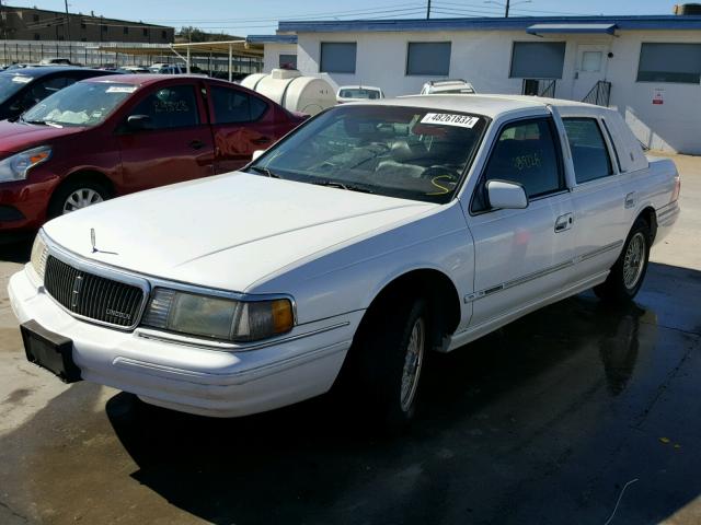 1LNLM9748RY737701 - 1994 LINCOLN CONTINENTA WHITE photo 2