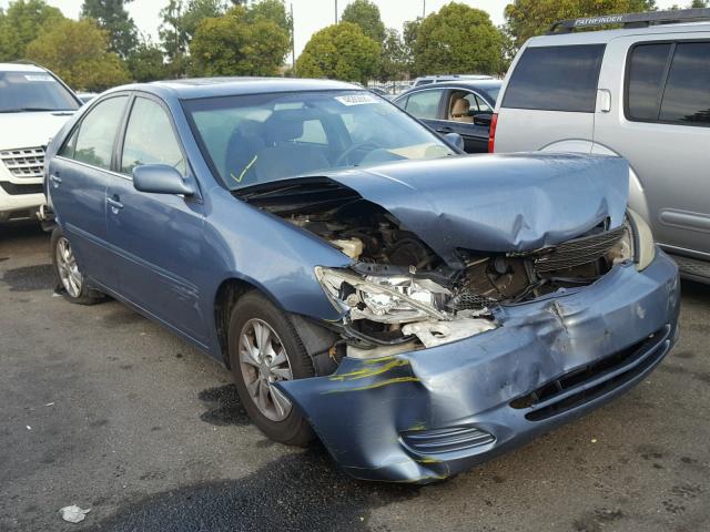 4T1BF32K04U586653 - 2004 TOYOTA CAMRY LE BLUE photo 1