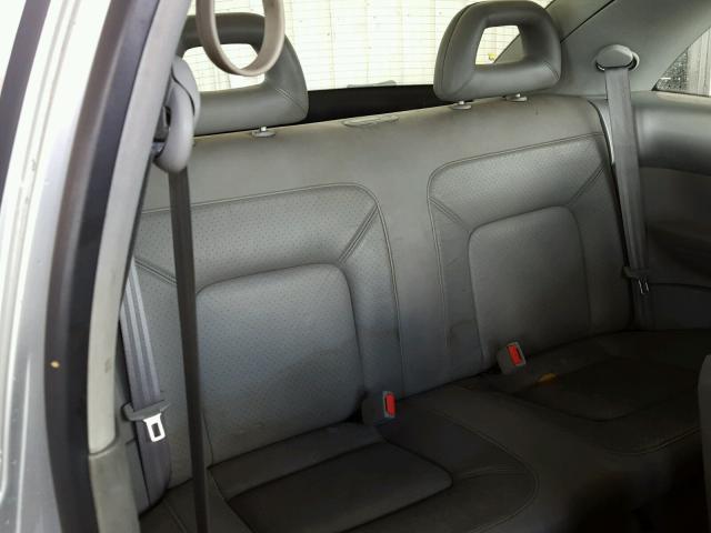 3VWDD21C9YM417620 - 2000 VOLKSWAGEN NEW BEETLE ვერცხლისფერი ფოტო 6