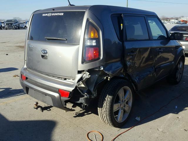 KNDJT2A26B7344675 - 2011 KIA SOUL SILVER photo 4