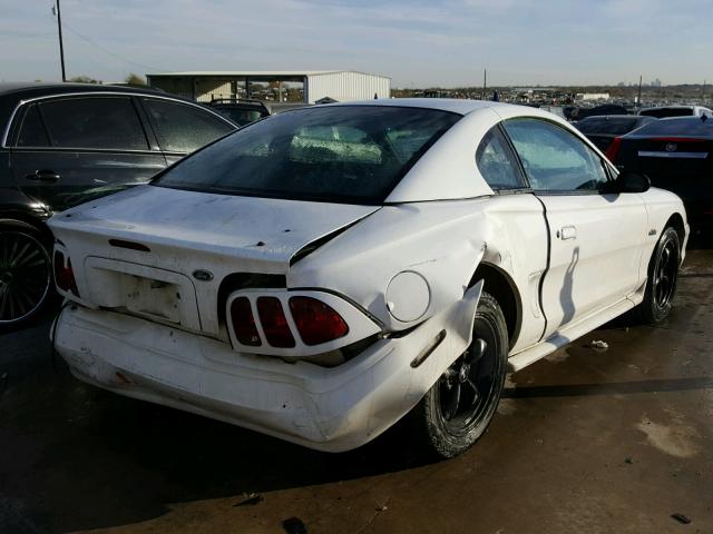 1FAFP42X1WF153134 - 1998 FORD MUSTANG GT WHITE photo 4