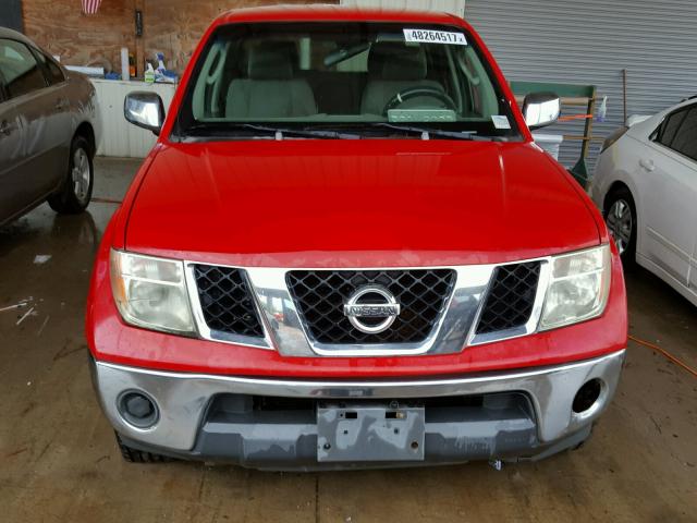 1N6AD07U67C458715 - 2007 NISSAN FRONTIER C RED photo 9