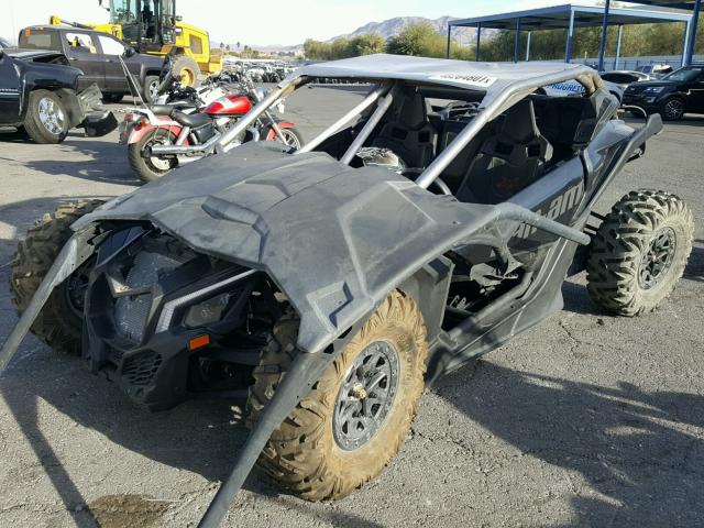 3JBVXAW24HK000574 - 2017 CAN-AM MAVERICK X BLACK photo 2