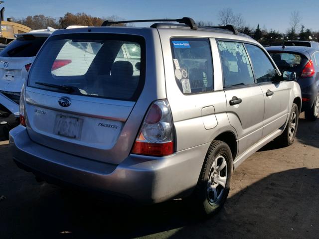 JF1SG63647H713363 - 2007 SUBARU FORESTER 2 SILVER photo 4