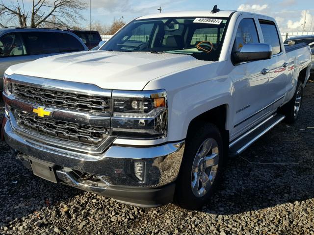 3GCUKSEJ1HG305247 - 2017 CHEVROLET SILVERADO WHITE photo 2