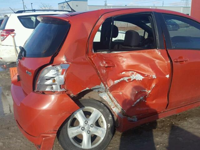 JTDKT923685146171 - 2008 TOYOTA YARIS ORANGE photo 9