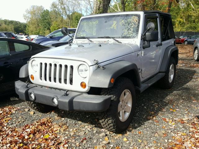1C4AJWAG4CL116837 - 2012 JEEP WRANGLER S SILVER photo 2