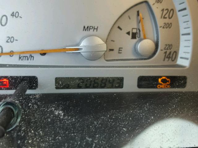 JTDBE32K440263074 - 2004 TOYOTA CAMRY LE წითელი ფოტო 8