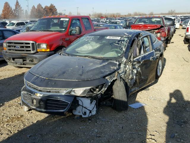 1G1ZE5ST0HF167019 - 2017 CHEVROLET MALIBU LT GRAY photo 2