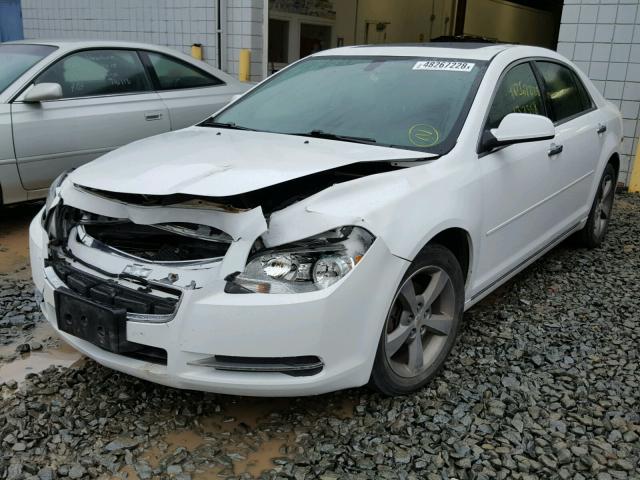 1G1ZC5EU0CF123038 - 2012 CHEVROLET MALIBU 1LT WHITE photo 2