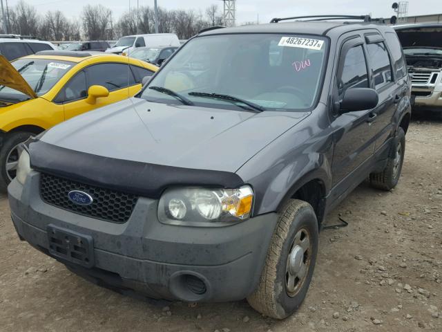 1FMYU92Z95KA03235 - 2005 FORD ESCAPE XLS GRAY photo 2