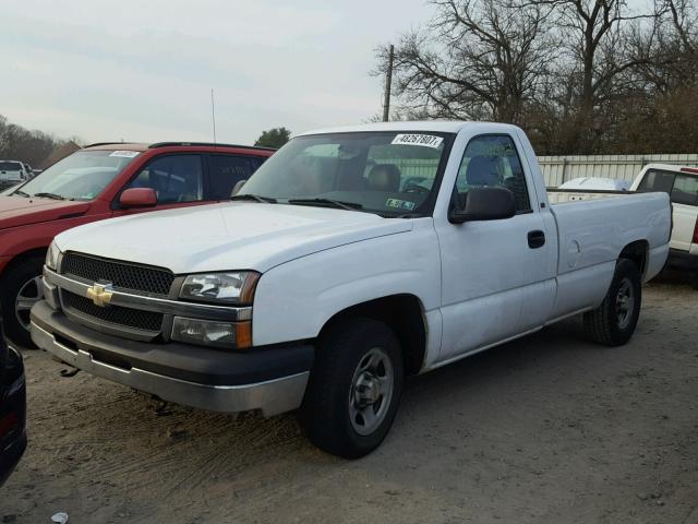 1GCEC14X24Z244034 - 2004 CHEVROLET SILVERADO WHITE photo 2