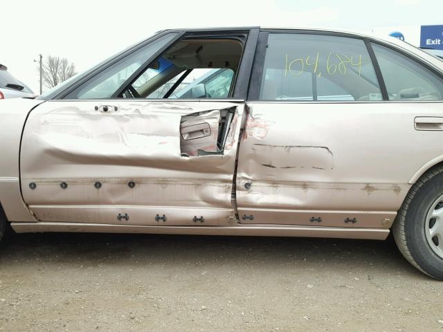 1G3HN52K8W4845308 - 1998 OLDSMOBILE 88 BASE TAN photo 9