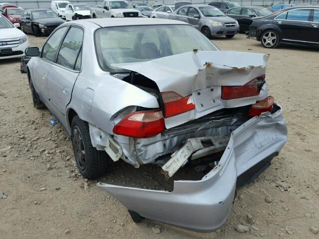 1HGCG5647WA153530 - 1998 HONDA ACCORD LX GRAY photo 3